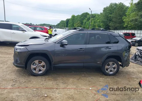 2022 Toyota Rav4 Hybrid Xle из США, поврежденный, VIN 2T3RWRFV7NW136187